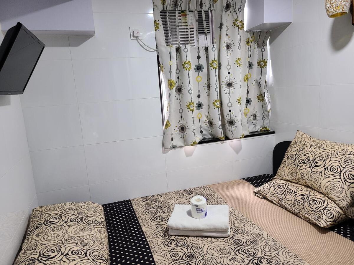 Hostel 16 Paris Guest House Block E Reception 10Th Floor Hongkong Eksteriør bilde